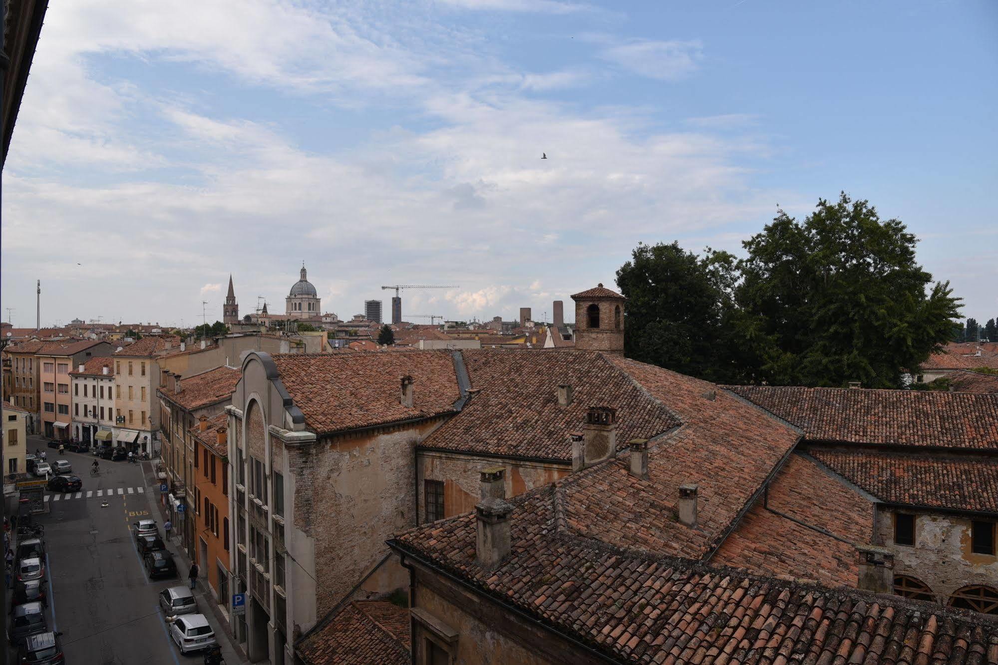 Отель Casa Museo Palazzo Valenti Gonzaga Мантуя Экстерьер фото